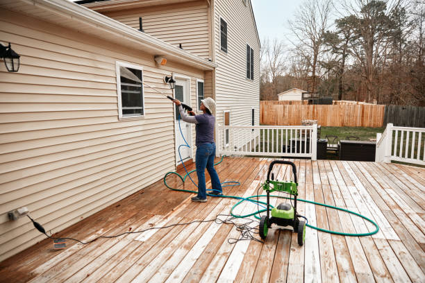 Best Commercial Pressure Washing  in Centereach, NY